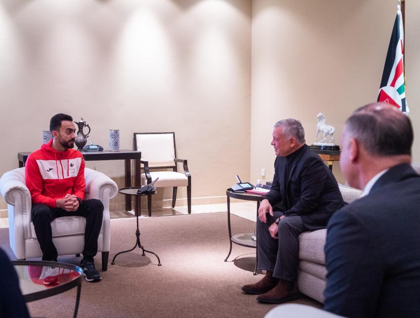 صورة حول : الملك يستضيف اللاعب أبو السعود الملك يستضيف اللاعب أبو السعود