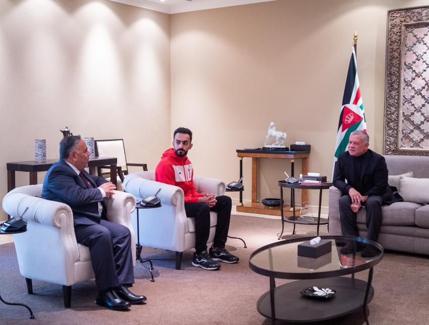 صورة حول : الملك يستضيف اللاعب أبو السعود الملك يستضيف اللاعب أبو السعود