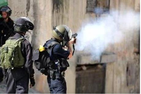 صورة حول : مواجهات في الخليل واصابة مواطن مواجهات في الخليل واصابة مواطن