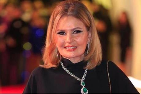 صورة حول : يسرا تبكي في افتتاح مهرجان القاهرة السينمائي حزناً على الفنان الراحل هشام سليم -صورة يسرا تبكي في افتتاح مهرجان القاهرة السينمائي حزناً على الفنان الراحل هشام سليم -صورة