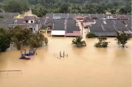 ماليزيا : إجلاء نحو ثلاثة آلاف شخص بسبب الفيضانات