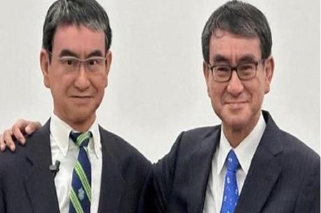 العلماء يستنسخون وزيرا يابانيا