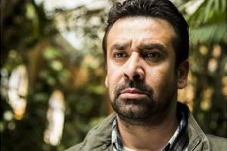 كريم عبد العزيز يكشف عن اهم صورة في حياته