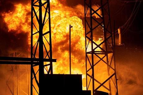 صورة حول : كييف: استعادة الكهرباء في 15 منطقة بعد الهجمات الروسية كييف: استعادة الكهرباء في 15 منطقة بعد الهجمات الروسية