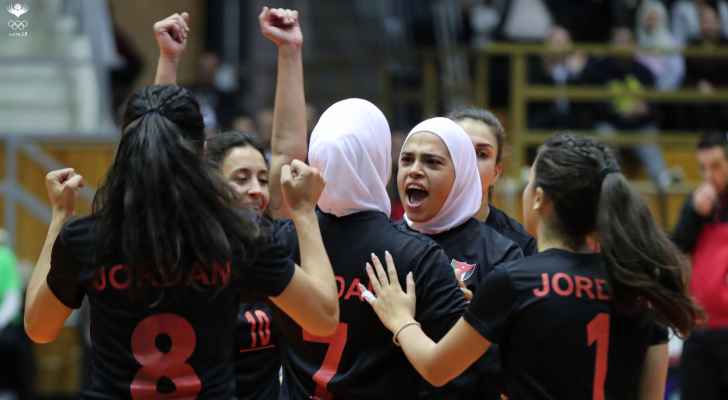 المنتخب الوطني للكرة الطائرة للسيدات يحل في المركز الثاني ببطولة غرب آسيا