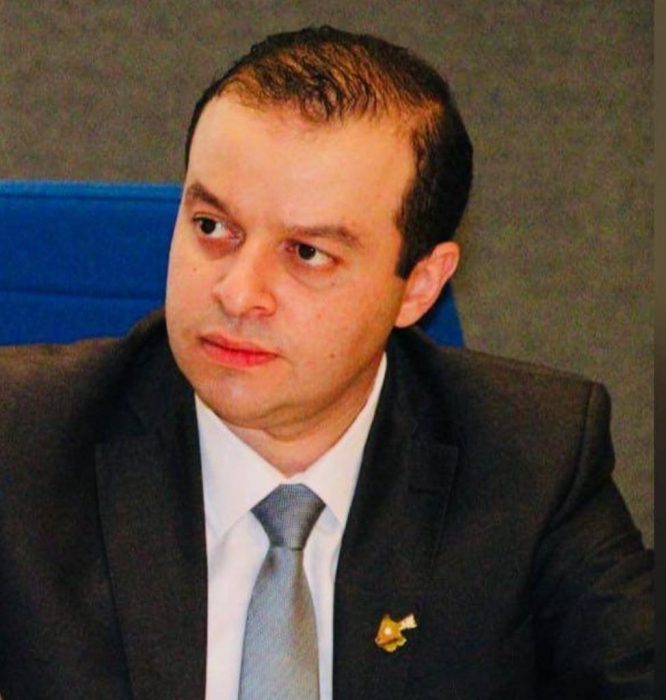 صورة حول : انتخاب قادري رئيساً لمركز تصميم الألبسة وخدمات التدريب انتخاب قادري رئيساً لمركز تصميم الألبسة وخدمات التدريب