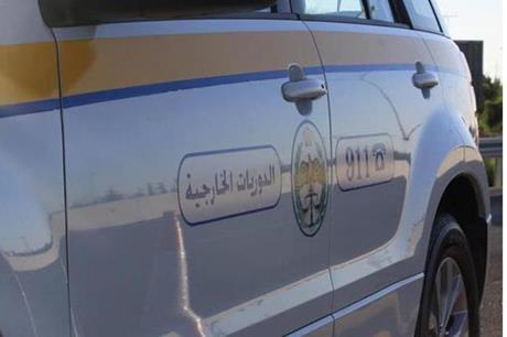 الدوريات الخارجية تدعو إلى الالتزام بقواعد السير وتفقد المركبات قبيل المسير