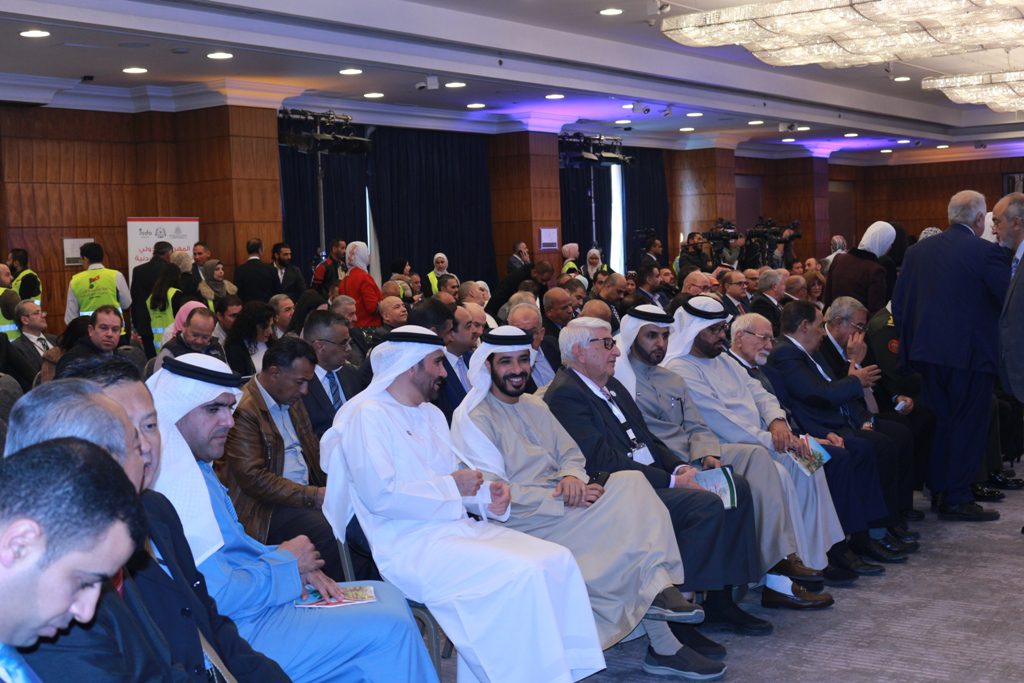 بالصور افتتاح المهرجان الدولي الـ4 للتمور الذي تنظمه جائزة خليفة الدولية لنخيل التمر