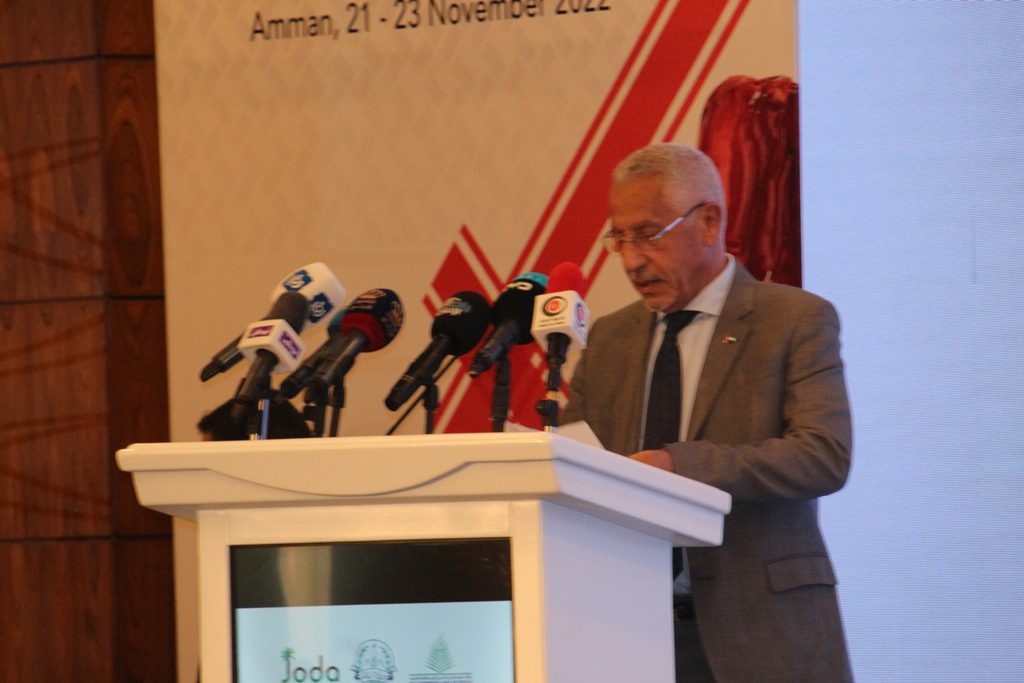 بالصور افتتاح المهرجان الدولي الـ4 للتمور الذي تنظمه جائزة خليفة الدولية لنخيل التمر