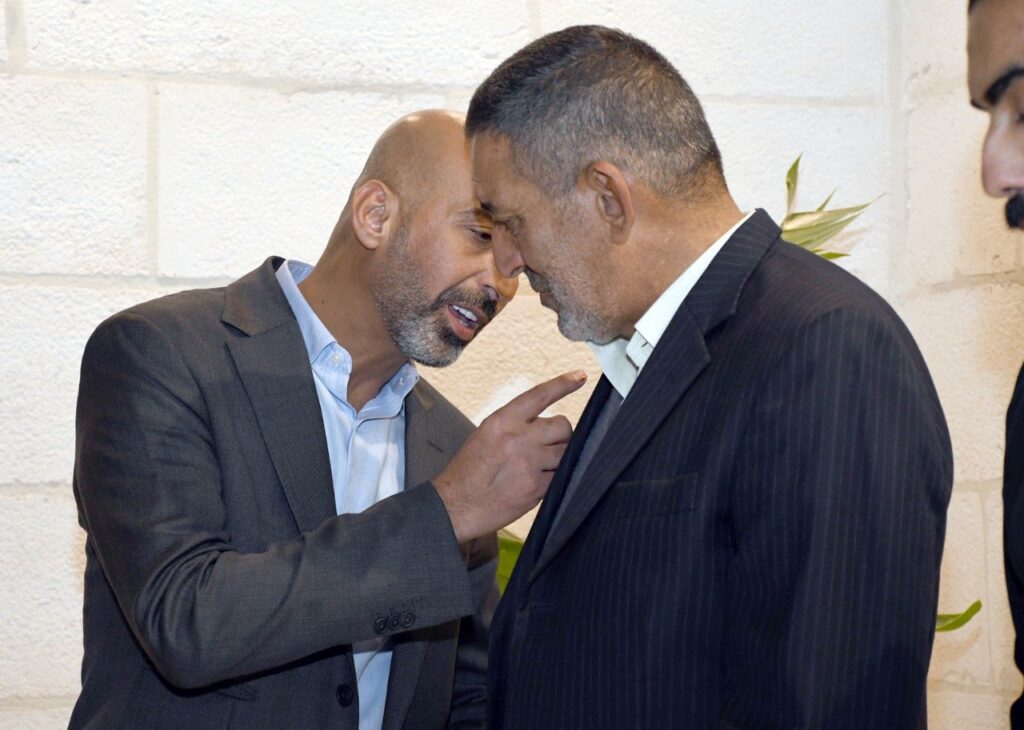 احمد الوريكات يستقبل المهنئين بفوزه بانتخابات الفيصلي… صور