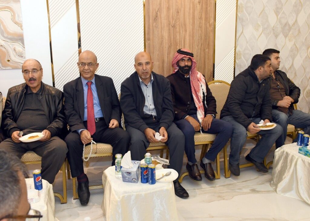 احمد الوريكات يستقبل المهنئين بفوزه بانتخابات الفيصلي… صور