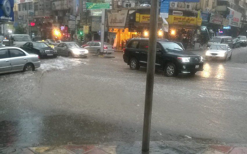 الزرقاء الأعلى في نسبة هطول الأمطار