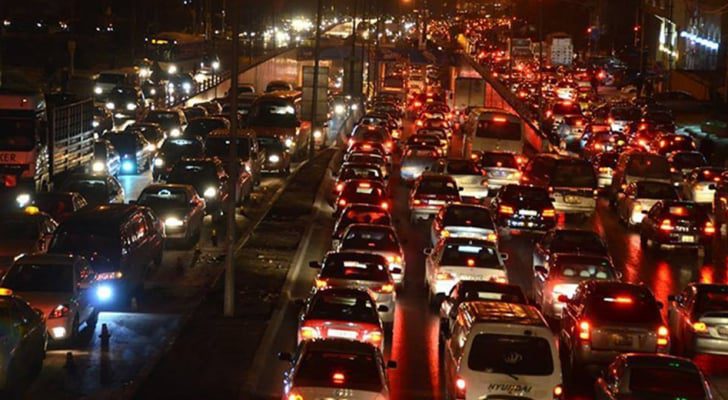 السير: ازدحامات مرورية خانقة تشهدها العاصمة عمان