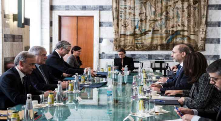 وزير الخارجية يبحث مع نظيره الإيطالي تحضيرات زيارة الملك إلى روما