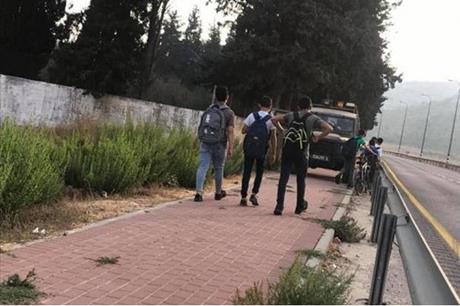 الاحتلال يعيق وصول الطلبة إلى مدرسة غرب الخليل