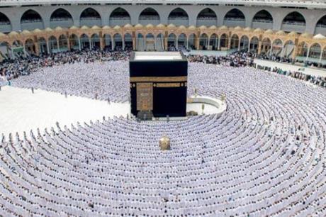 بدء اشتراط تسجيل البصمة لإصدار تأشيرة العمرة للقادمين من 5 دول