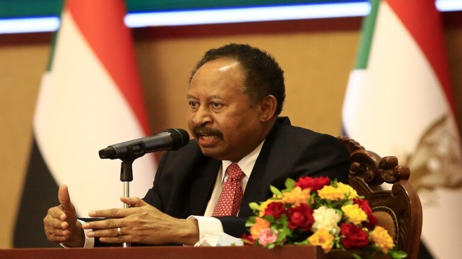 البرهان: نريد جيشا خاليا من "الإخوان المسلمين" و"اليساريين" و"داعمي الديمقراطية"