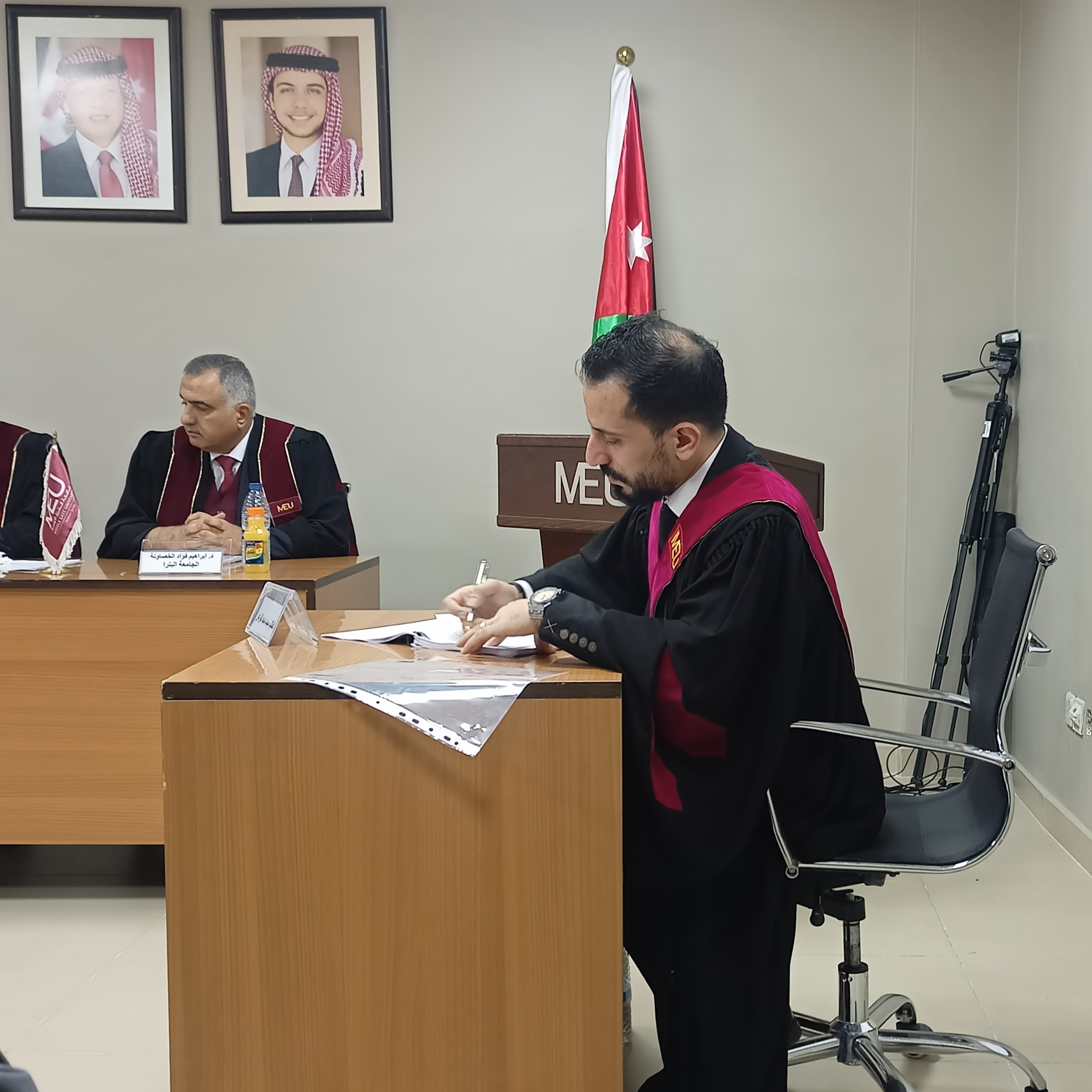 صورة حول : محمد ماجد القرعان ... مبارك الماجستير محمد ماجد القرعان ... مبارك الماجستير