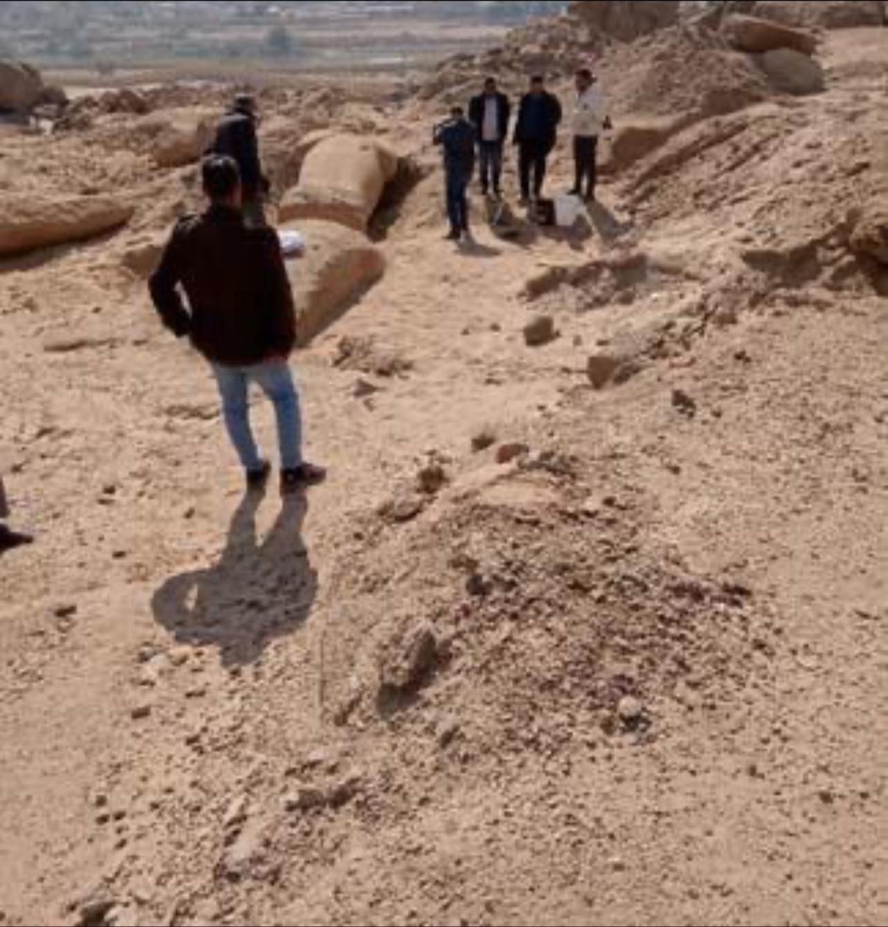 صورة حول : الصور الأولى لمحاولة سرقة تمثال رمسيس في مصر الصور الأولى لمحاولة سرقة تمثال رمسيس في مصر