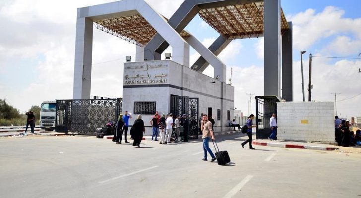 إغلاق معبر رفح البري بين قطاع غزة ومصر الأحد