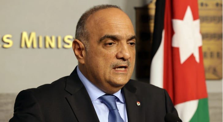 الخصاونة و٣ وزراء يشاركون بمنتدى دافوس في سويسرا