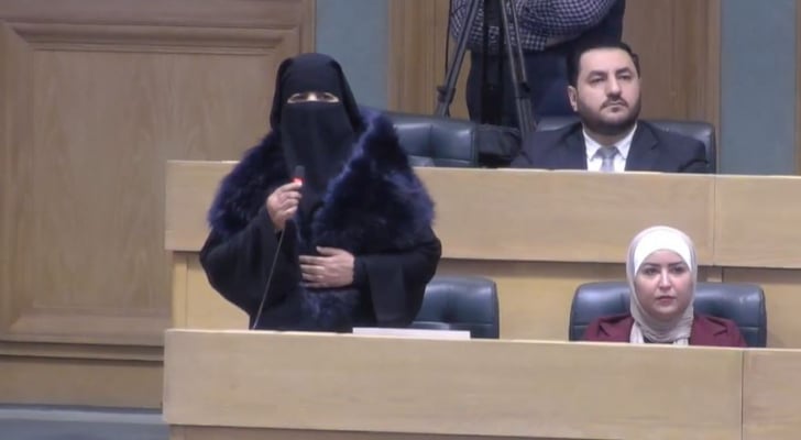 صورة حول : السبيتان تؤدي اليمين الدستورية أمام النواب السبيتان تؤدي اليمين الدستورية أمام النواب