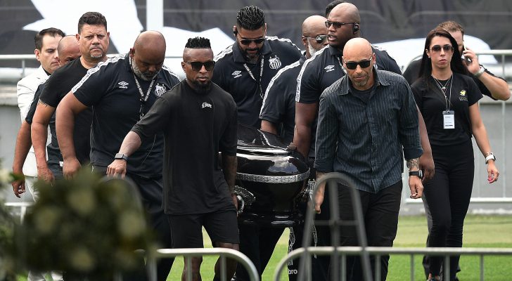 صورة حول : انطلاق مراسم جنازة أسطورة البرازيل بيليه انطلاق مراسم جنازة أسطورة البرازيل بيليه