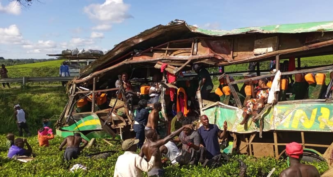 ٢١ قتيلا في تحطم حافلة على الحدود الكينية الأوغندية