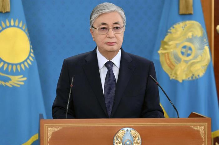 رئيس كازاخستان يحل البرلمان ويدعو إلى انتخابات مبكرة