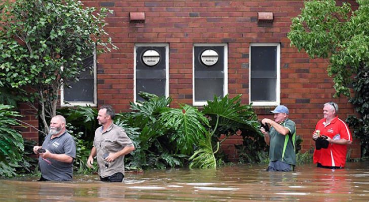 كاليفورنيا مهددة بمزيد من الفيضانات بعد عاصفة قوية