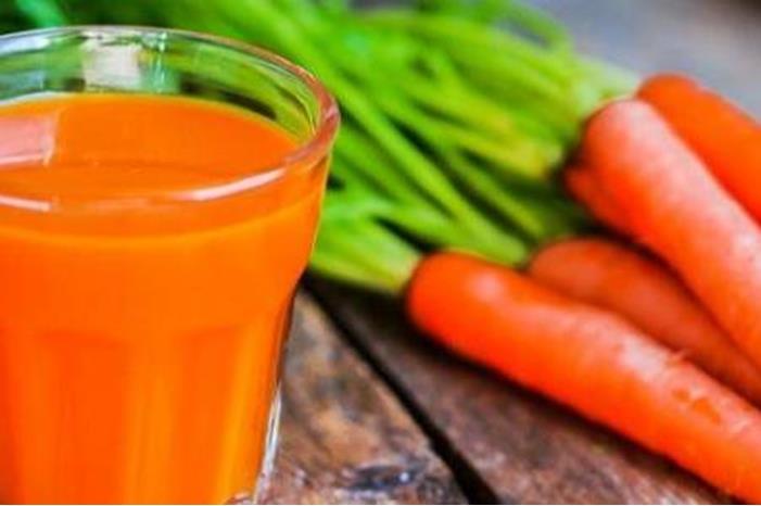 فوائد الجزر للشعر