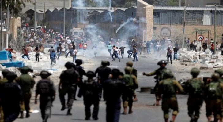 مواجهات بين فلسطينيين ومستوطنين في نابلس