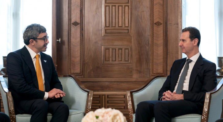 وزير الخارجية الإماراتي في دمشق ويلتقي الأسد