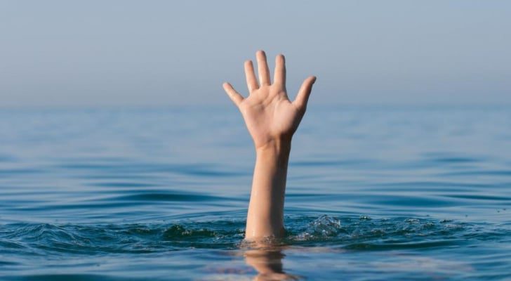 طفل يقضي غرقا في مسبح نادي المعلمين بالمفرق