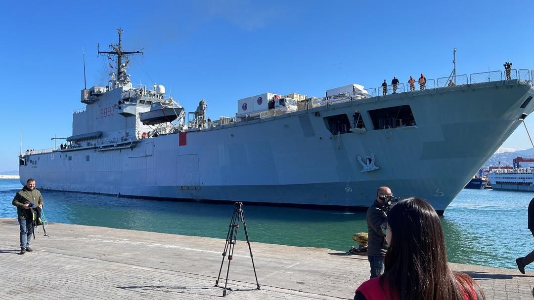 سفينة مساعدات إيطالية لمتضرري زلزال سوريا تصل ميناء بيروت