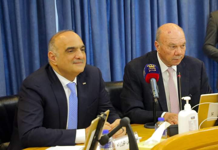 الفايز يدعو إلى محاربة الجهوية والمناطقية والاهتمام بالتربية الوطنية