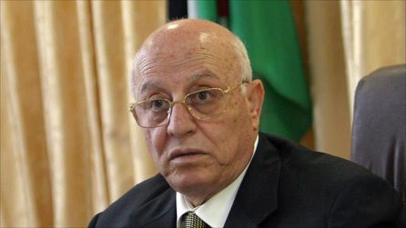 وفاة أحمد قريع أول رئيس وزراء فلسطيني