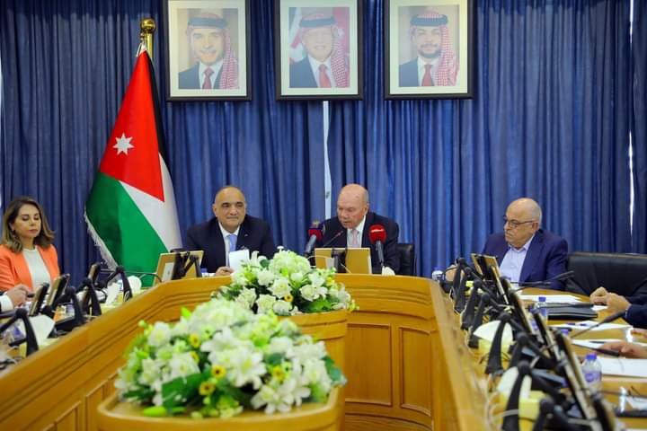 الفايز يدعو إلى محاربة الجهوية والمناطقية والاهتمام بالتربية الوطنية