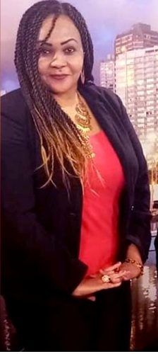 السودان.. أبناء مسؤول سياسي بارز يعتدون على إعلامية شهيرة بشقتها في الخرطوم (صورة)