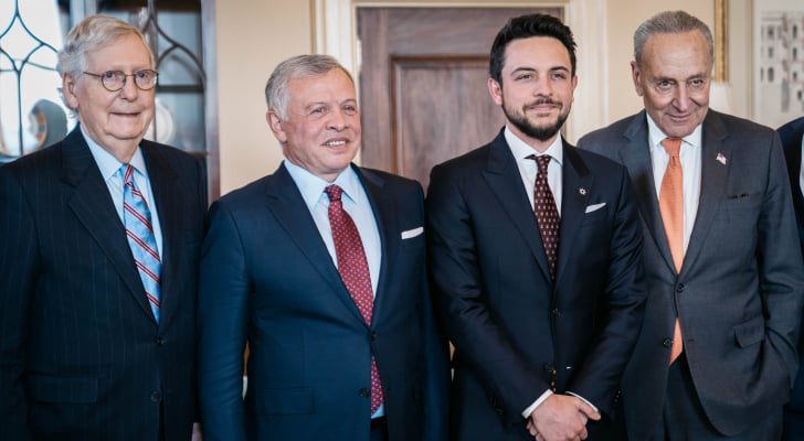 صورة حول : الملك يلتقي قيادات مجلس الشيوخ الأمريكي الملك يلتقي قيادات مجلس الشيوخ الأمريكي