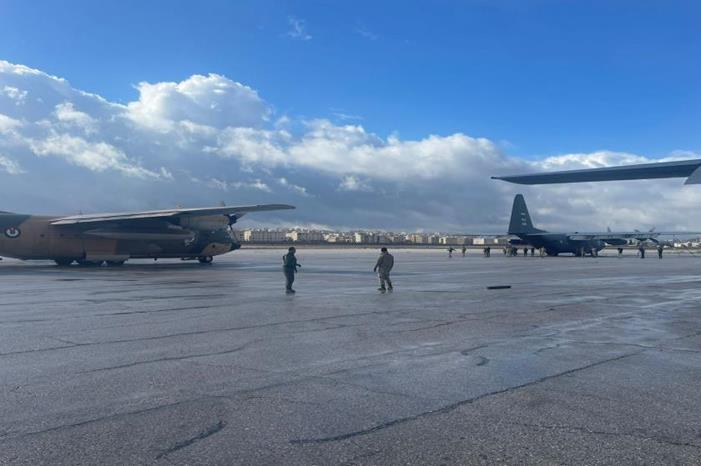 صورة حول : الهيئة الخيرية الهاشمية: طائرات تحمل مساعدات إغاثية طارئة تغادر إلى سوريا وتركيا الهيئة الخيرية الهاشمية: طائرات تحمل مساعدات إغاثية طارئة تغادر إلى سوريا وتركيا