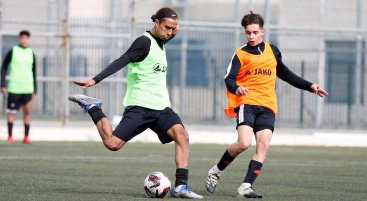 مدرب هولندي يقود تدريبات منتخب كرة القدم لمواليد ٢٠٠٥