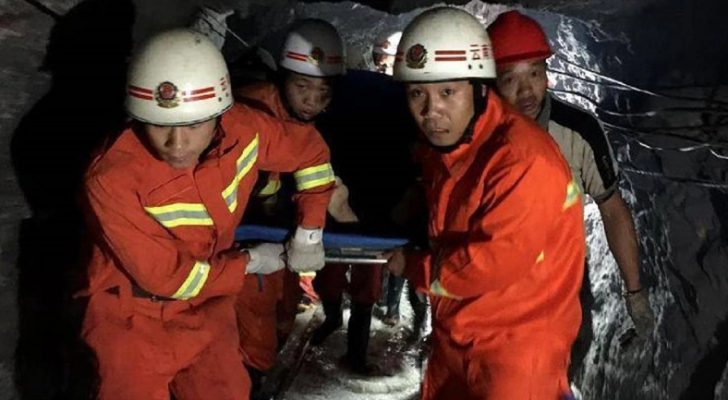 مصرع خمسة أشخاص وفقدان العشرات بانهيار منجم للفحم في الصين 