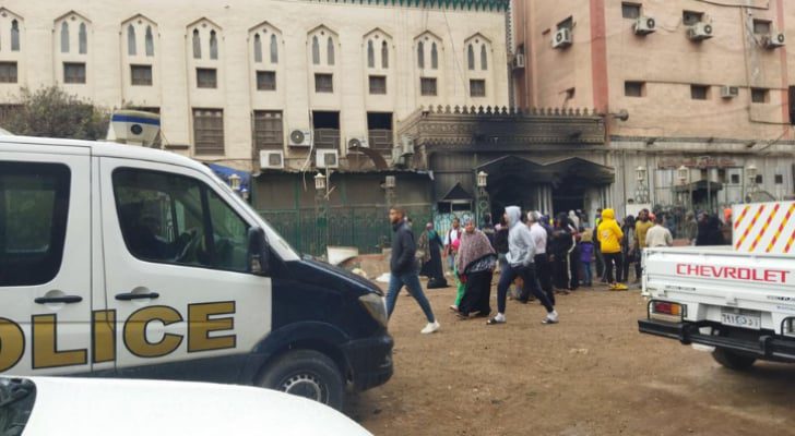 ٣ قتلى و٣٢ مصابا في حريق بمستشفى في مصر