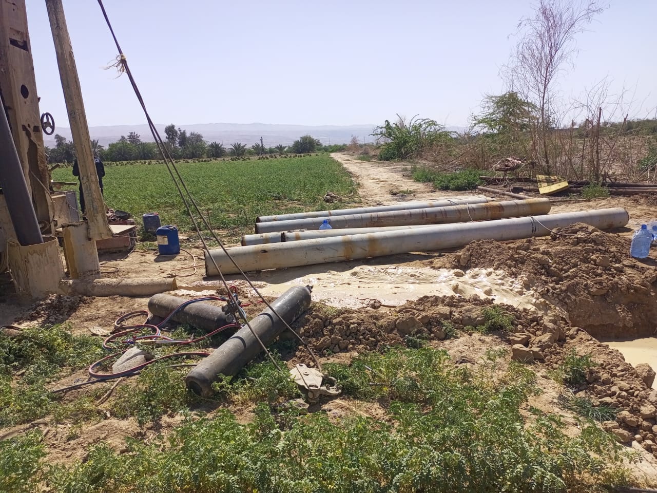 فيديو وصور .. ضبط اعتداءات جديدة على المياه في الشونة الجنوبية وأم الرصاص