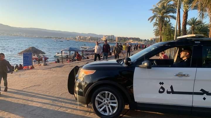 بالصور .. نشامى الأمن العام أثناء اداء واجباتهم  في نهاية الأسبوع