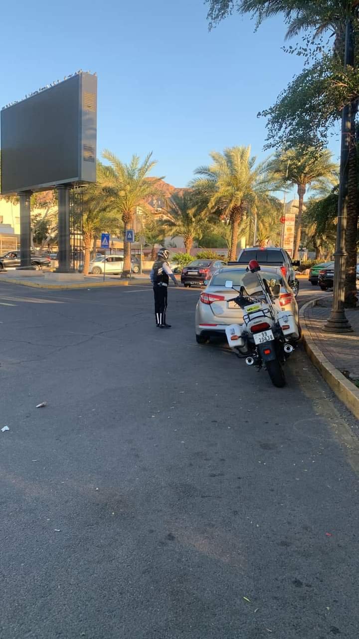 بالصور .. نشامى الأمن العام أثناء اداء واجباتهم  في نهاية الأسبوع