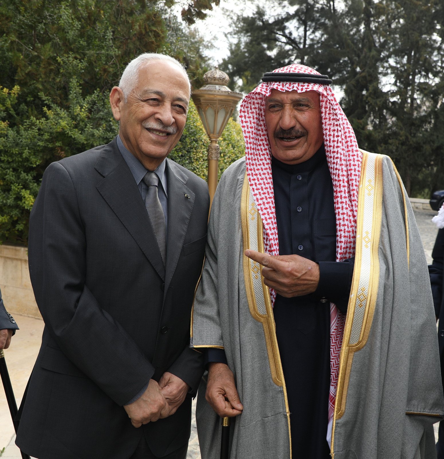 بالصور.. العيسوي يلتقي وفدا من مجلس قبيلة عباد