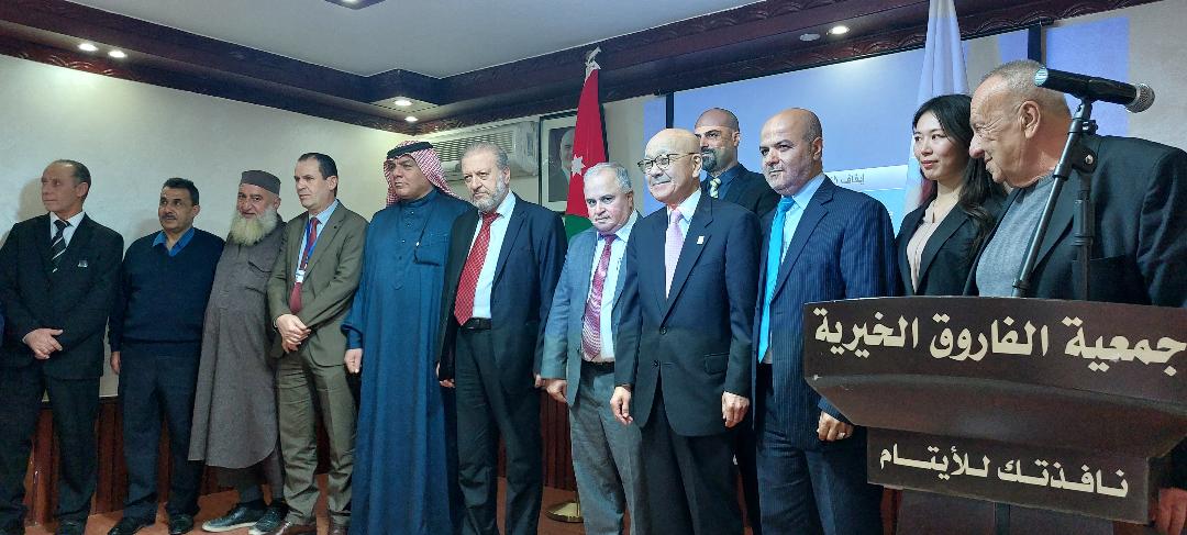 اليابان تسلم المعدات الطبية إلى جمعية الفاروق لرعاية الأيتام لتحسين الخدمة الطبية في مخيم إربد للاجئين الفلسطينيين