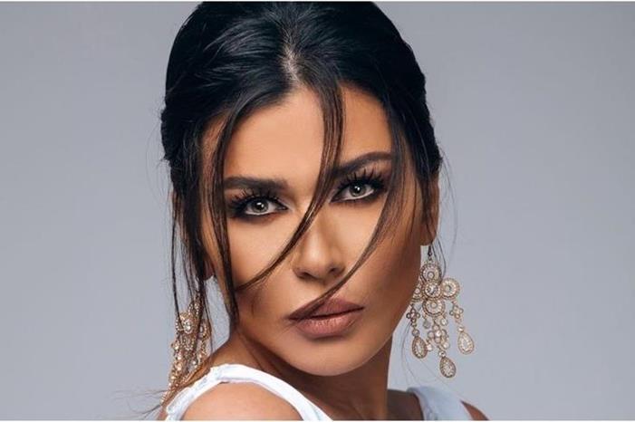 ابن نادين الراسي يفاجئها في عيد الام بعد فترة غياب طويلة